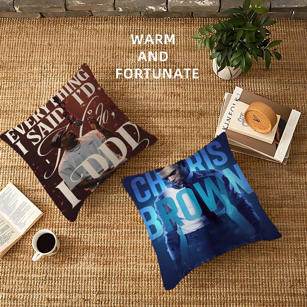 Chris Brown Cuscino Decorativo - Home Textiles Classic Fashion recensione e prezzo