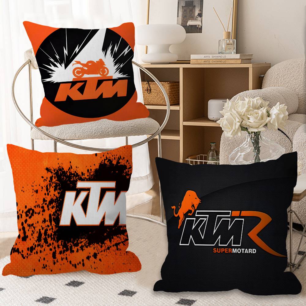 Cuscino con Logo Moto Classica - Home Textiles Classic Fashion recensione e prezzo