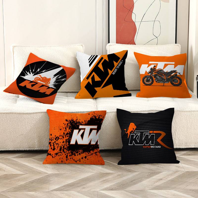 Cuscino con Logo Moto Classica - Home Textiles Classic Fashion recensione e prezzo