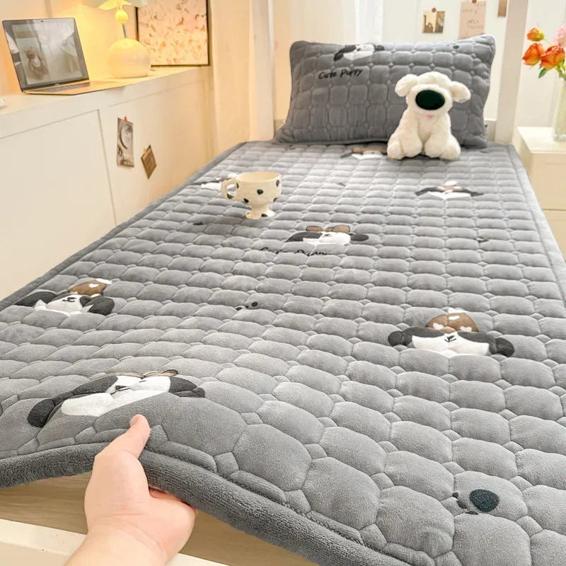 Materasso da letto caldo stamp - Home Textiles Super Soft recensione e prezzo